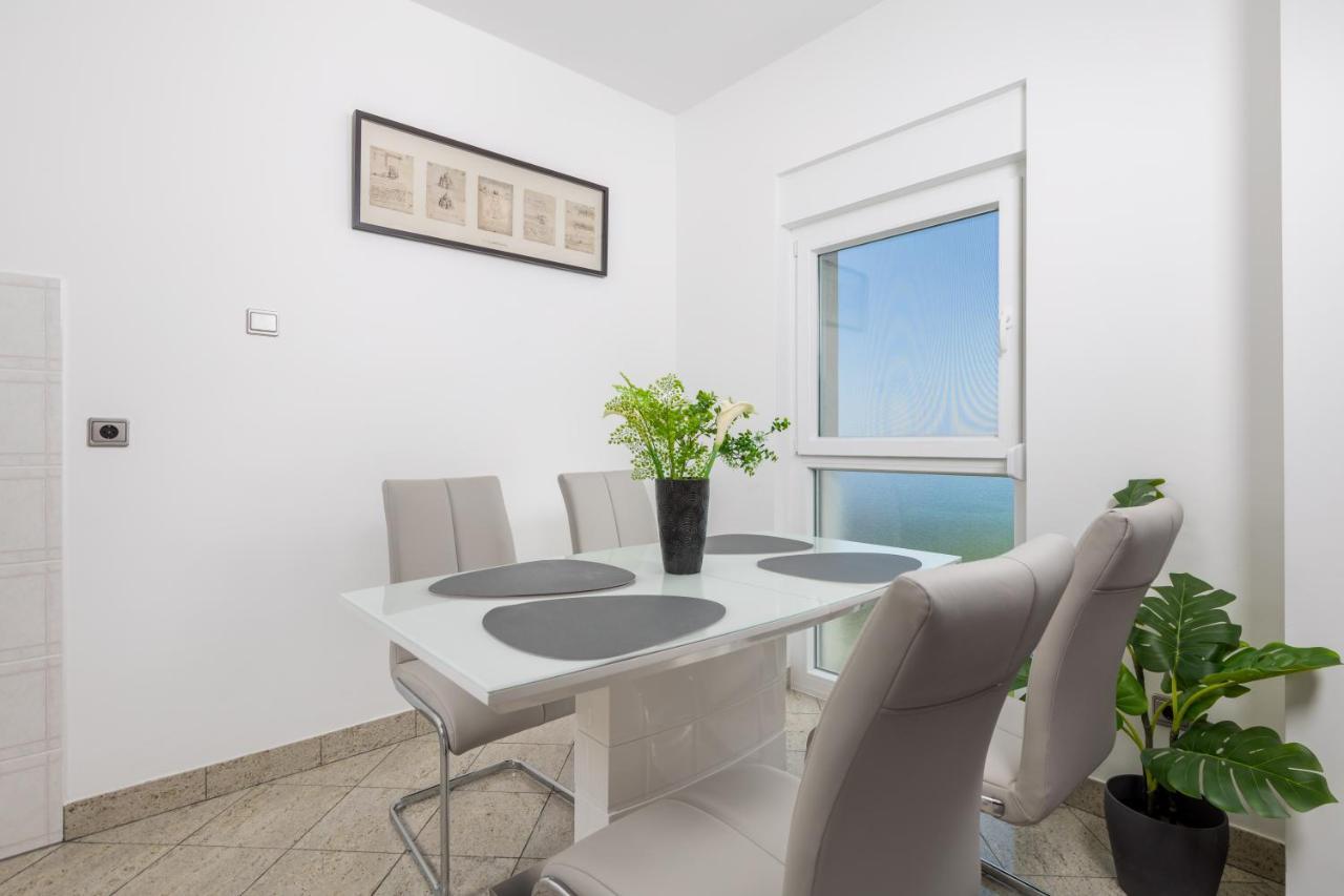 Apartment Kvarner View Kostrena Exterior photo